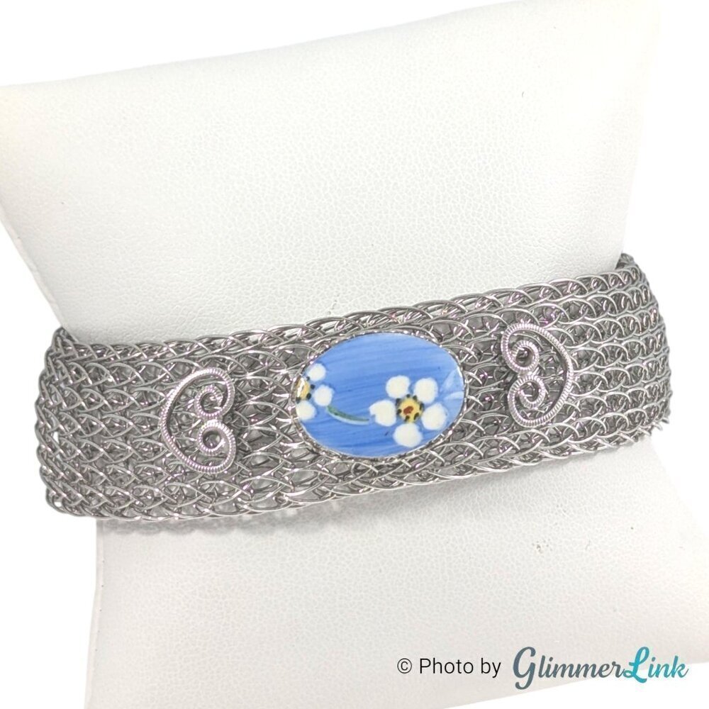 Vintage Porcelain Floral Cabochon Hearts Silver Tone Flexible Wire Mesh Bracelet